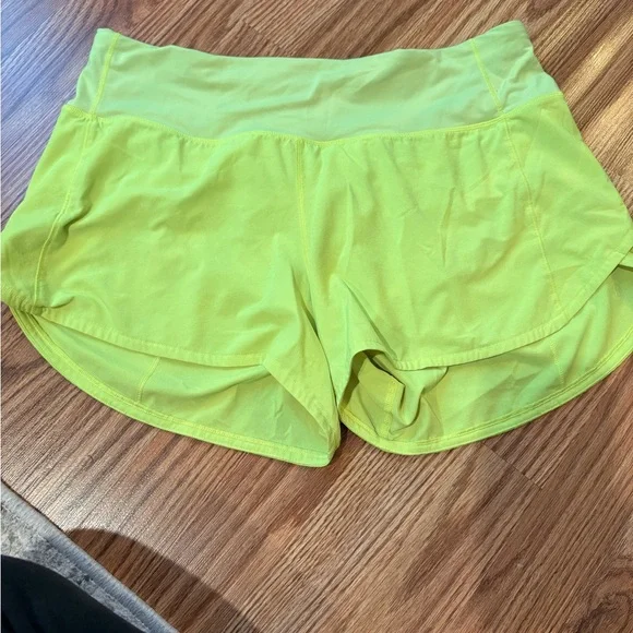 Lululemon Speed Up Mid-rise lined shorts - Picture 1 of 4